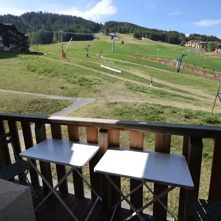 Renove Au Pied Des Pistes Avec Balcon Et Cuisine Equipee - Fr-1-755-9 *